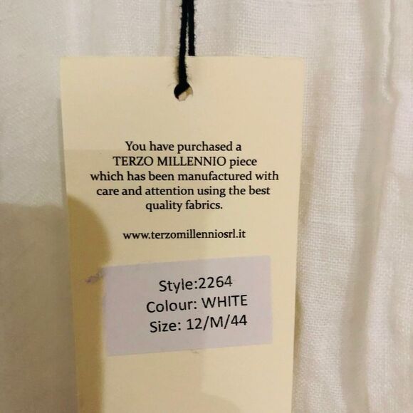 Terzo Millennio Women's Dress V-Neck Sleeveless White‎ Size Medium NWT - Picture 5 of 9